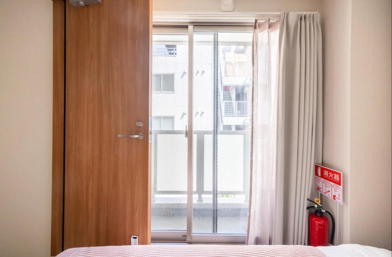 Apartamento 上野駅徒歩５分シングルベッド４台＋布団２セット1Ldk Tokio Exterior foto